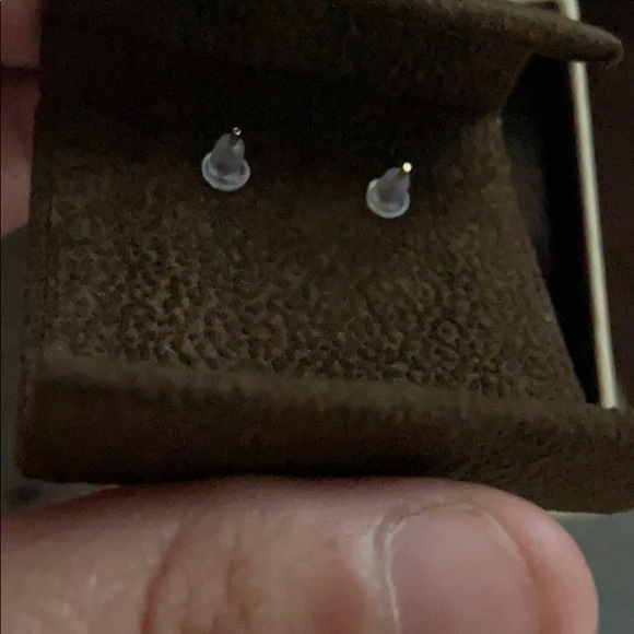 Chanel cc earrings- Sold!🌟🌟🌟 - Picture 8 of 12